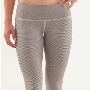 Lululemon Women’s Wunder Under Crop Tonka Stripe Luon Size 6 - New
